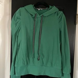 Evereve Kelly green sweatshirt M
